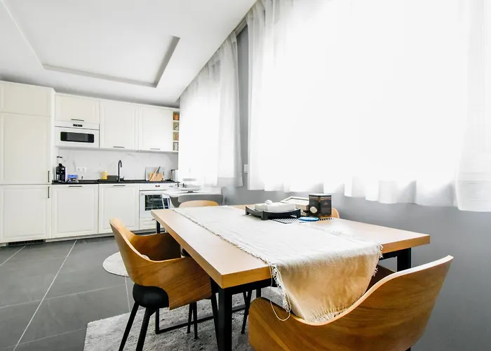 Bright Flat With Coffee-lovers Touch By Flat Mаnager Sofia