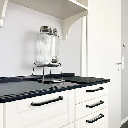 Apartment Bright Flat With Coffee-lovers Touch By Flat Mаnager